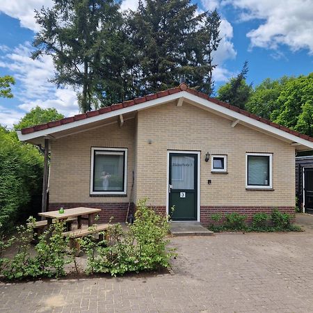Villa Huinerhofje 3 Vrijstaand op privépark aan bosrand Putten Exterior foto