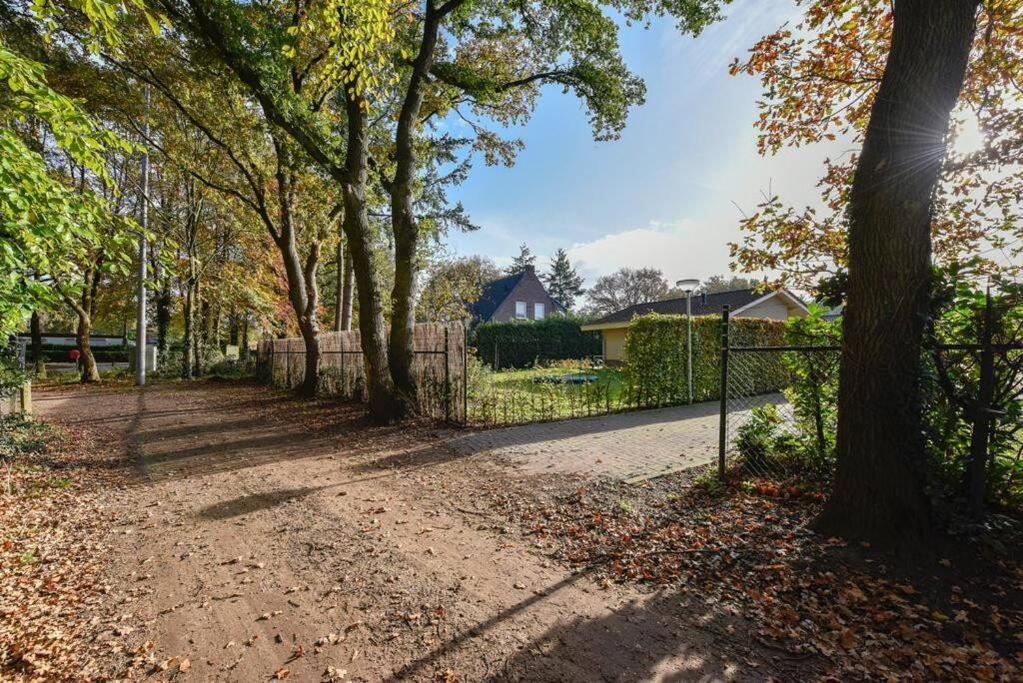 Villa Huinerhofje 3 Vrijstaand op privépark aan bosrand Putten Exterior foto